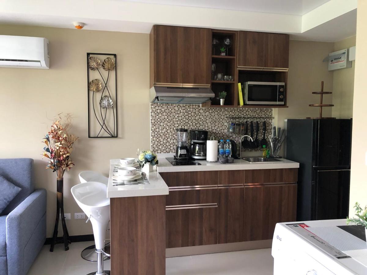 Naiharn Pearl Condo Hotel by VillaCarte Nai Harn Esterno foto